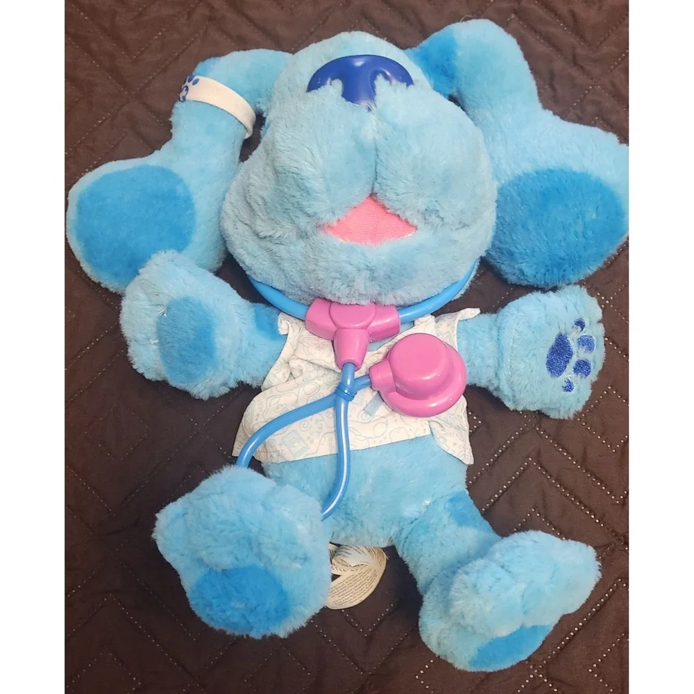 Blues Clues Tv Check-Up Talking Dog Sounds‎ Lights Interactive Plush Doctor Toy
